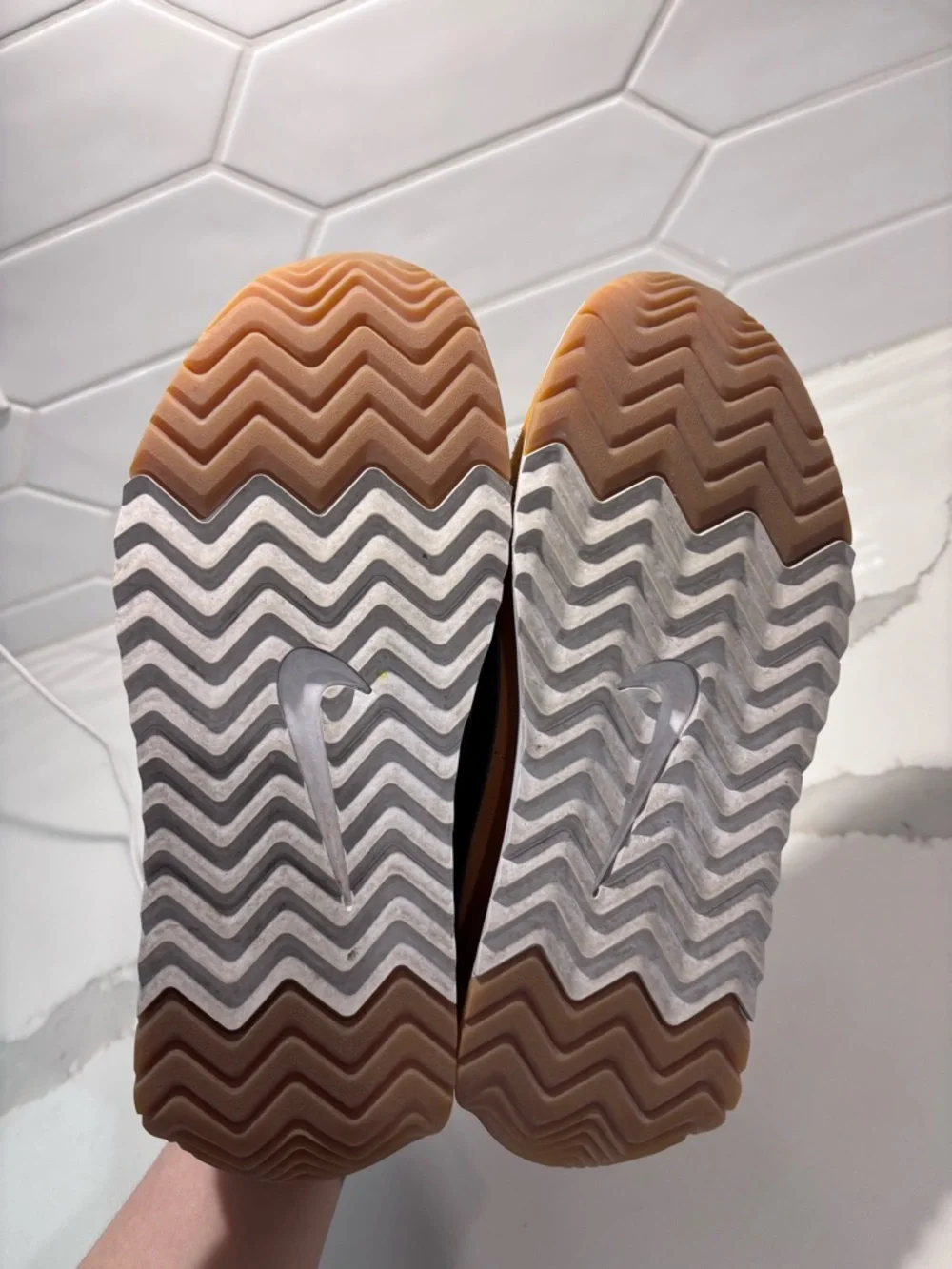 Nike Women's Pacific Sneakers - Picture 4 of 8